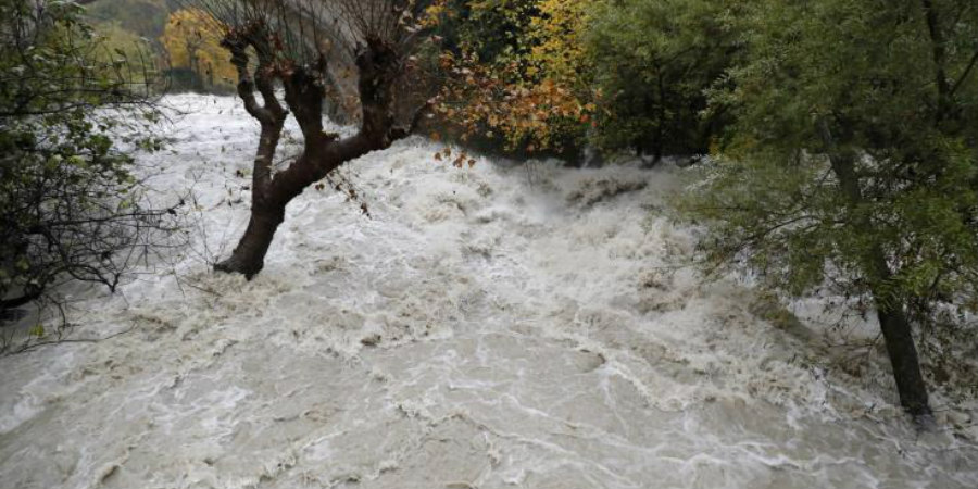 Δύο νεκροί από τις σαρωτικές πλημμύρες στο νοτιοανατολικό τμήμα της Γαλλίας